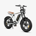 Weiß-ENGWE M20 E-Bike im Motorrad-Stil